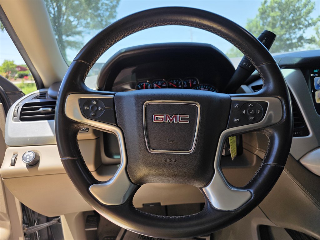 2020 GMC Yukon XL SLE - Photo 6