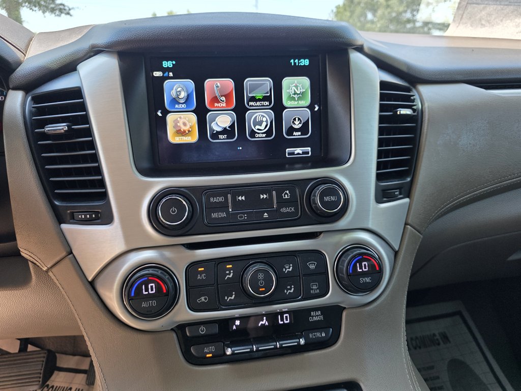 2020 GMC Yukon XL SLE - Photo 7