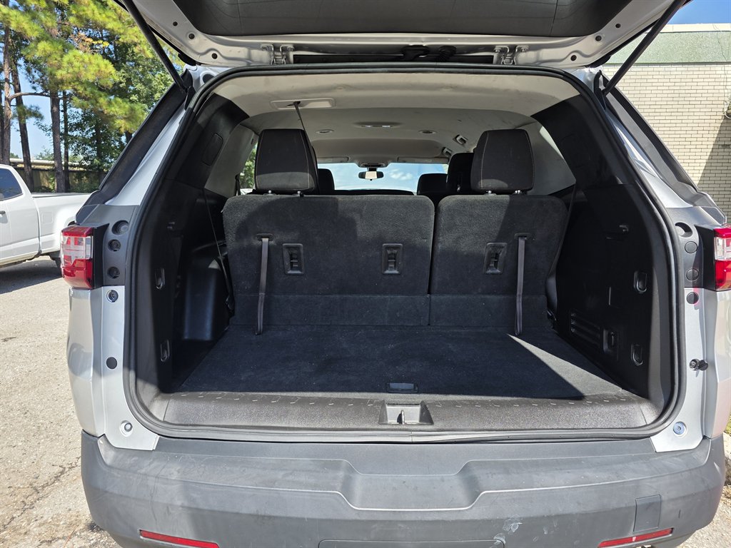 Chevrolet Traverse photo 6