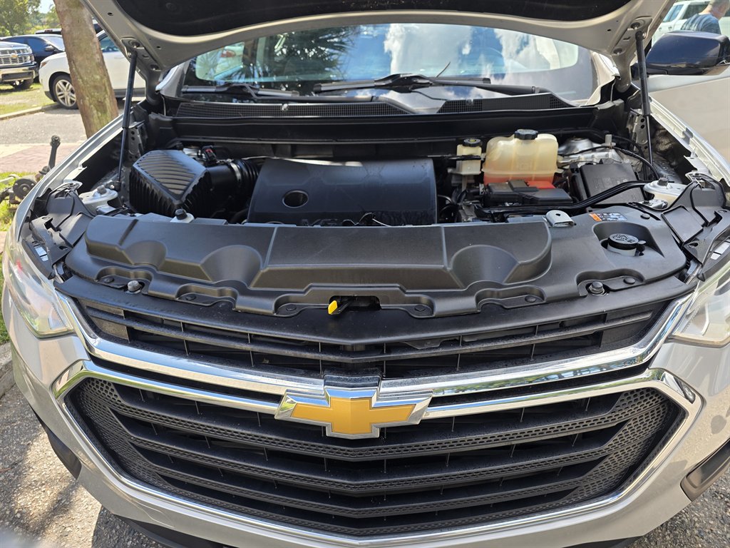Chevrolet Traverse photo 14