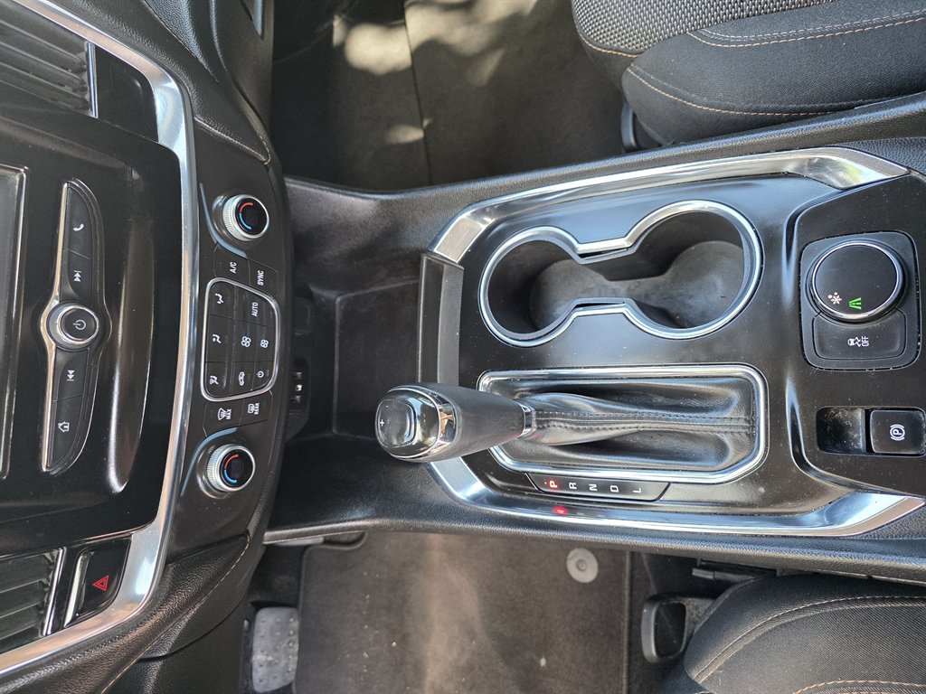 Chevrolet Traverse photo 10