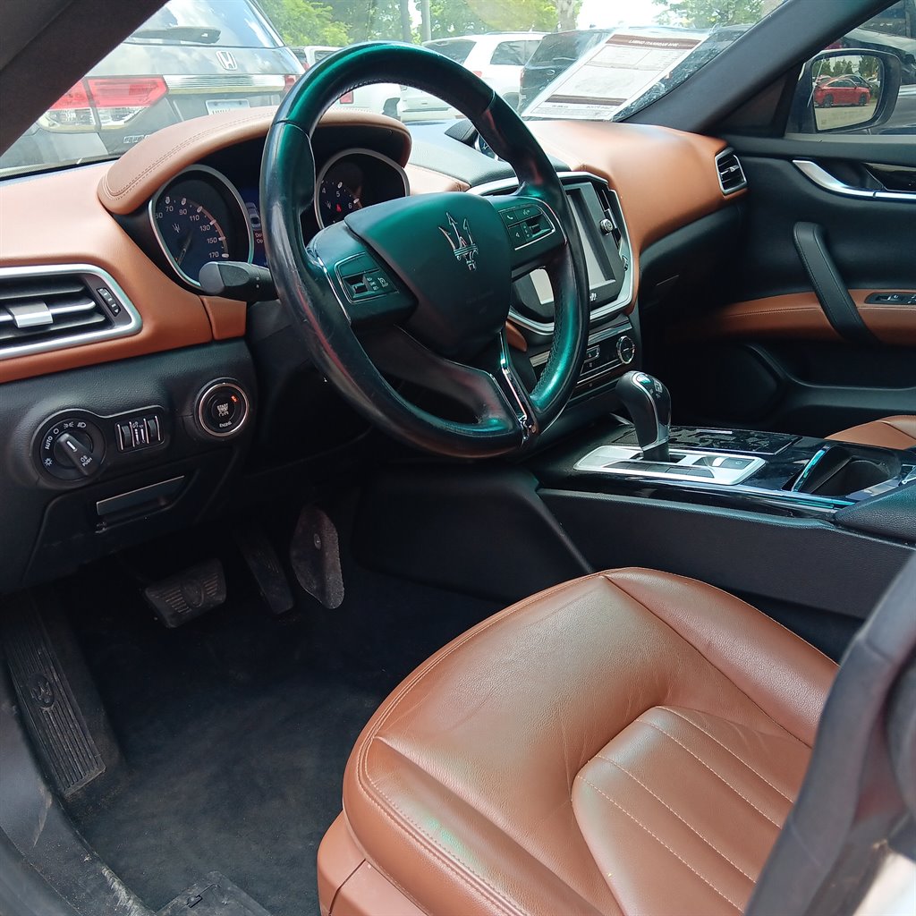 Maserati Ghibli photo 15
