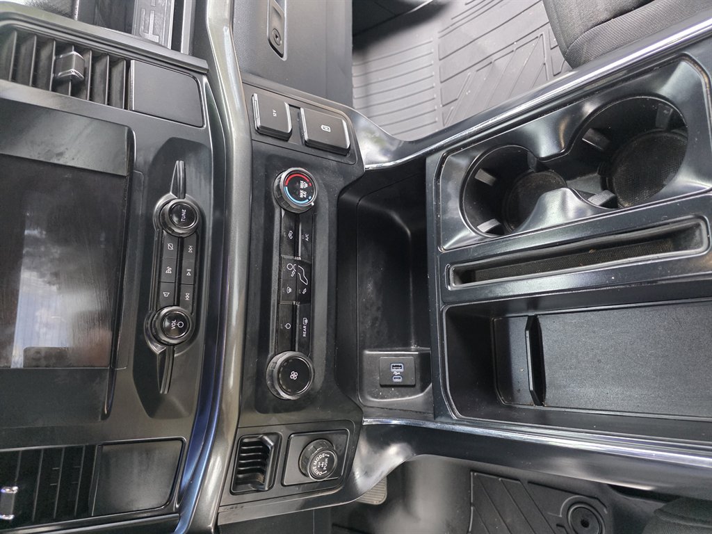 Ford F-150 photo 19