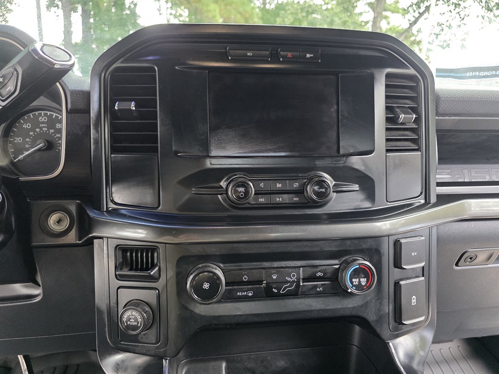 Ford F-150 photo 18