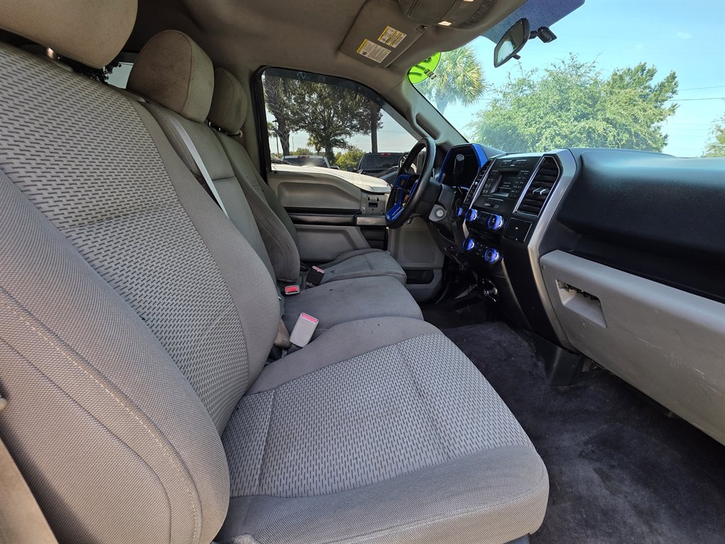 Ford F-150 photo 11
