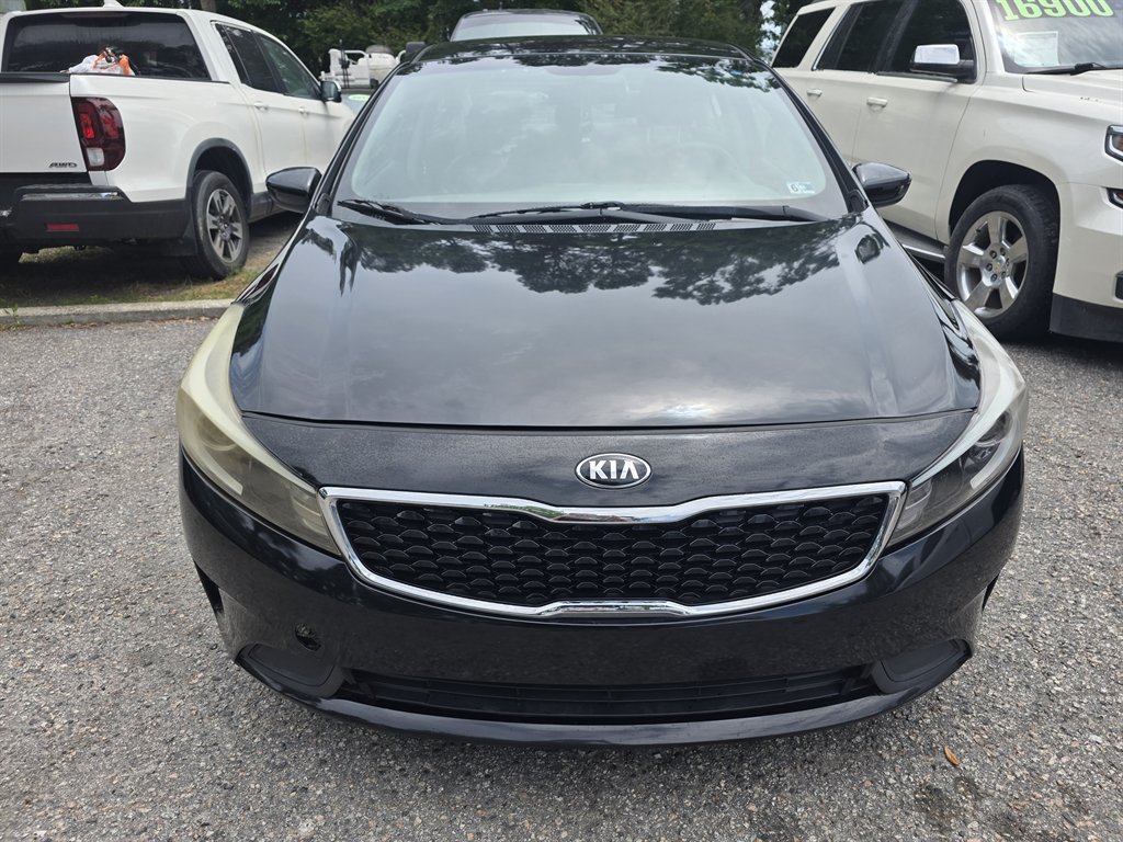 2017 Kia Forte LX AT's photo