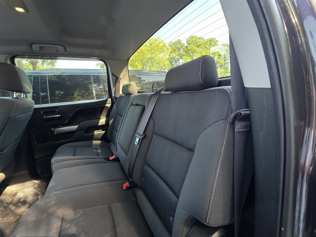 Chevrolet Silverado photo 19