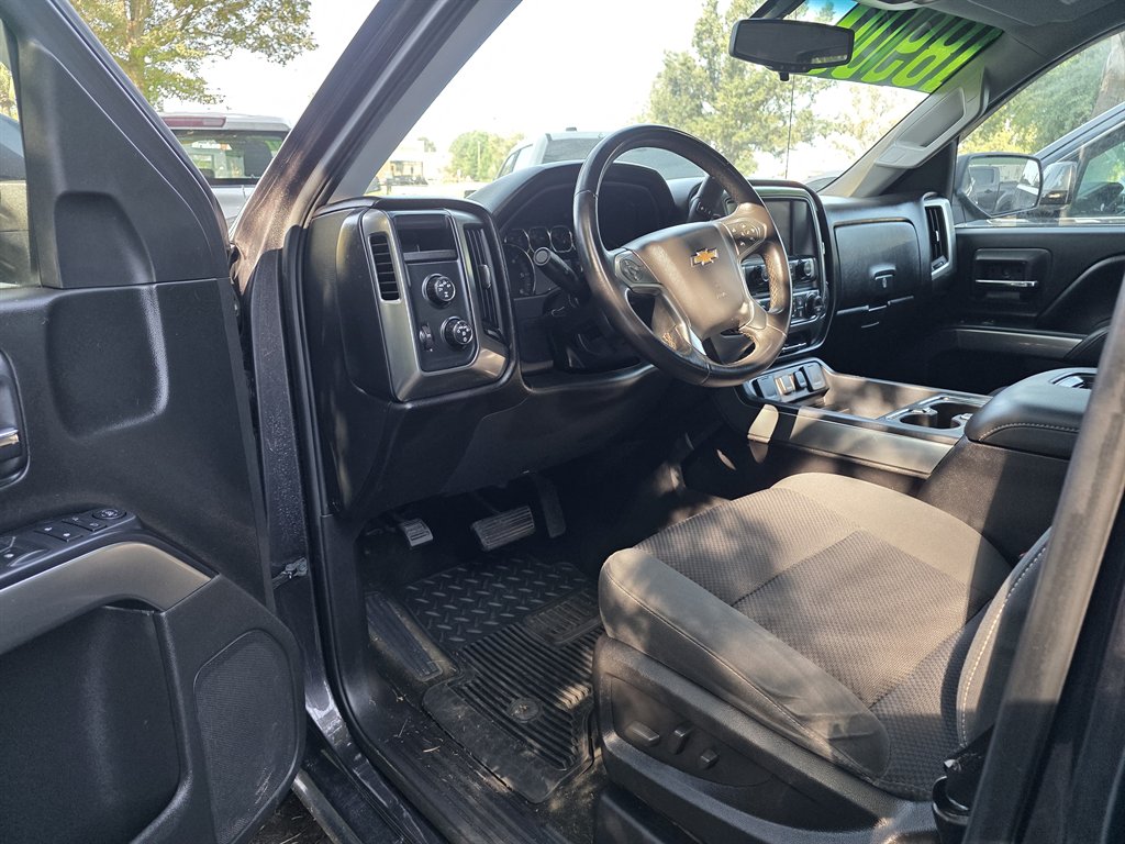 Chevrolet Silverado photo 8