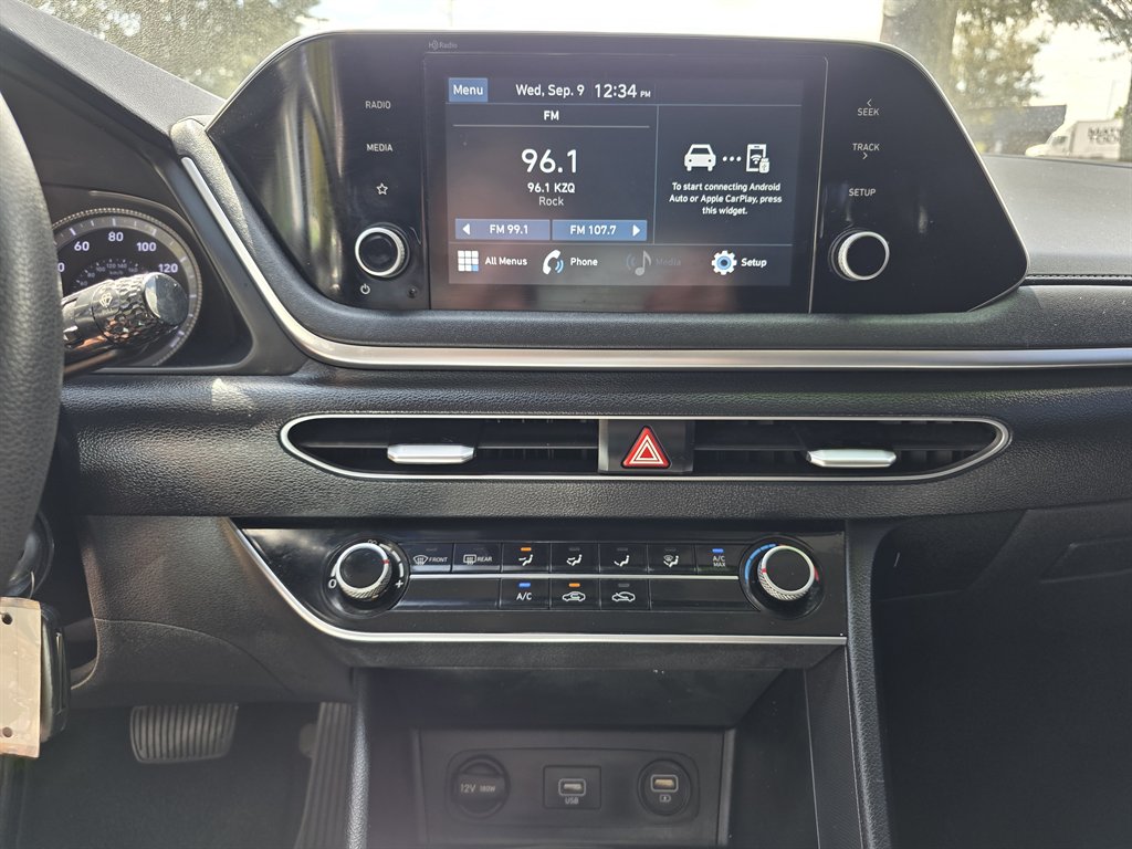 Hyundai Sonata photo 19