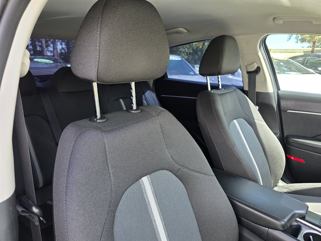 Hyundai Sonata photo 10