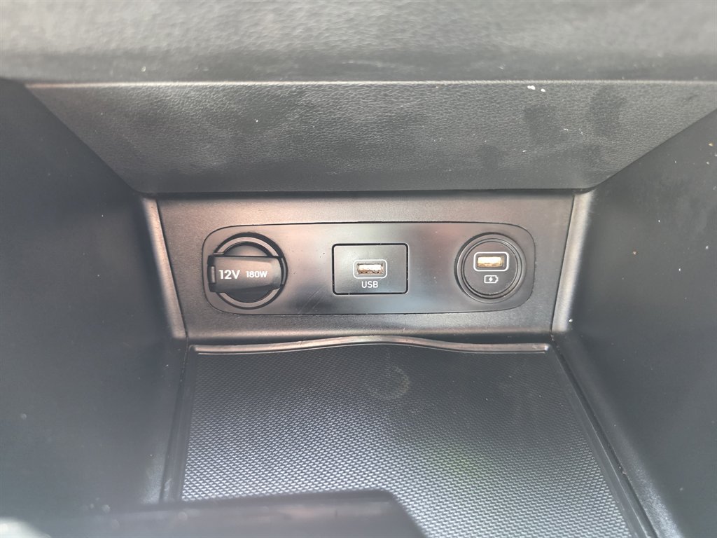 Hyundai Sonata photo 21