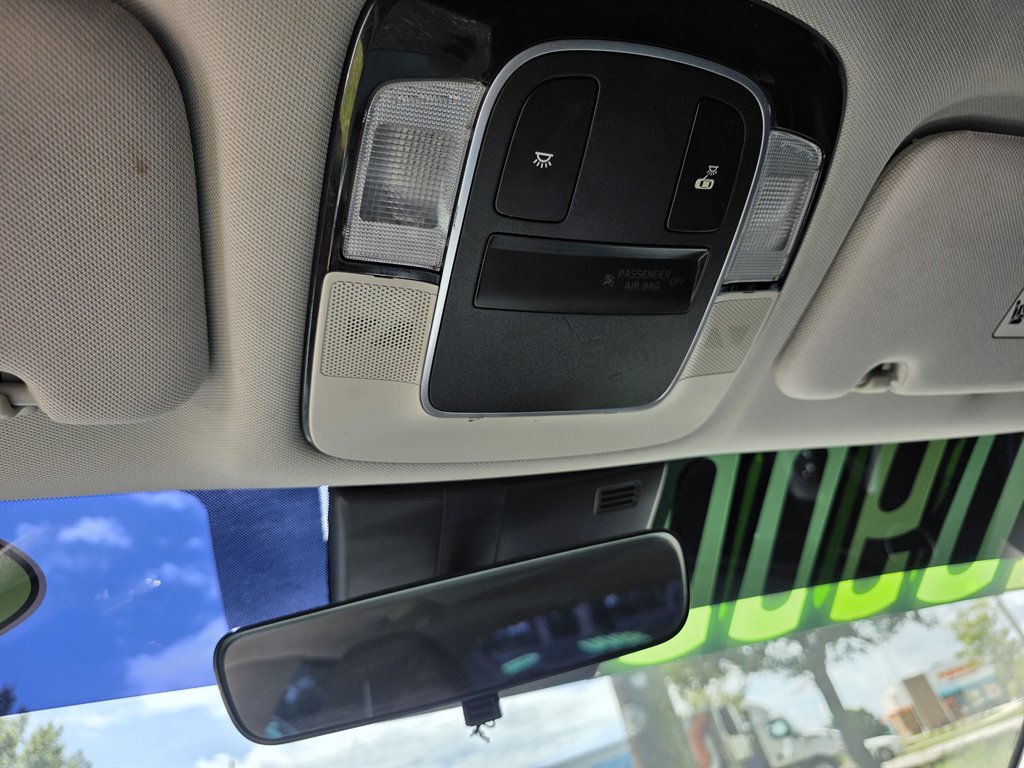 Hyundai Sonata photo 17