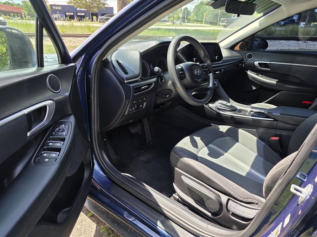 Hyundai Sonata photo 13