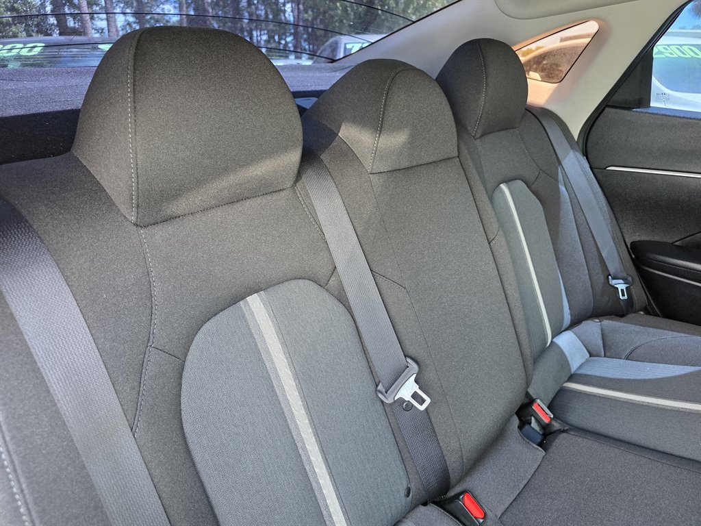 Hyundai Sonata photo 6